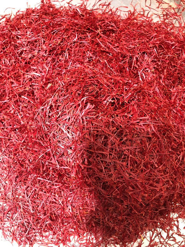 خرید آنلاین زعفران نگین فله - زافارونه فروشگاه تخصصی زعفران صادراتی