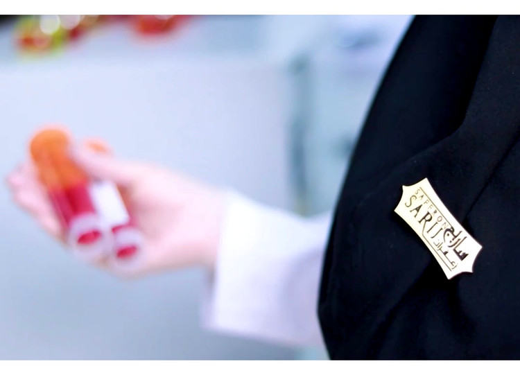 خرید پودر خامه زعفران فله صادراتی با ترکیب سرگل و پودر کنج ، دارای گواهینامههای بینالمللی | زافارونه فروشگاه تخصصی زعفران صادراتی