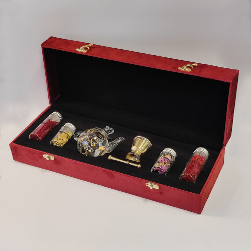 جعبه هدیه لاکچری زعفران نگین همراه با هل، گل محمدی، قوری و هاون – زافارونه فروشگاه تخصصی زعفران صادراتی